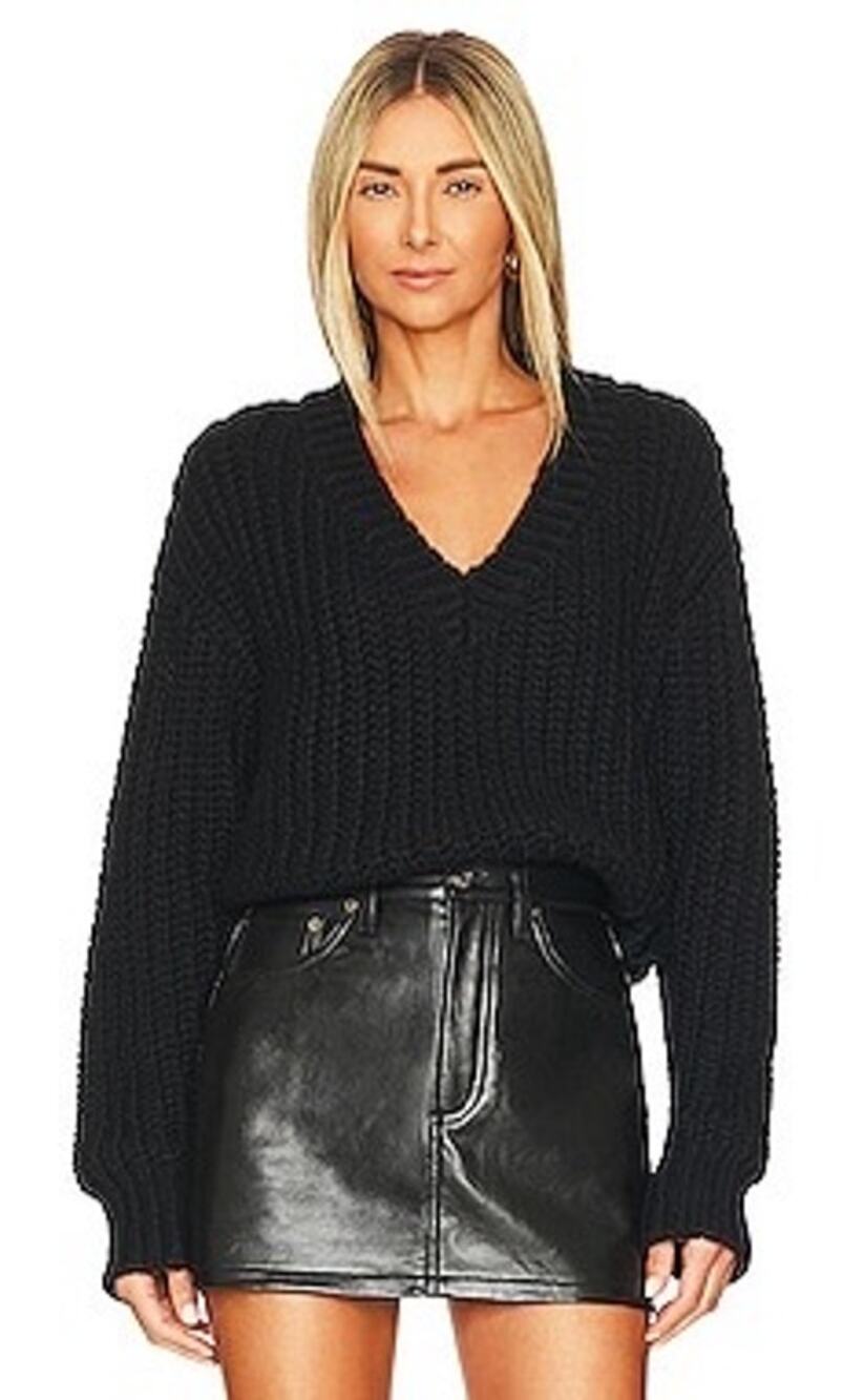 LBLC The Label Katja Black Chunky Knit V-Neck Pullover Sweater Size L NWT